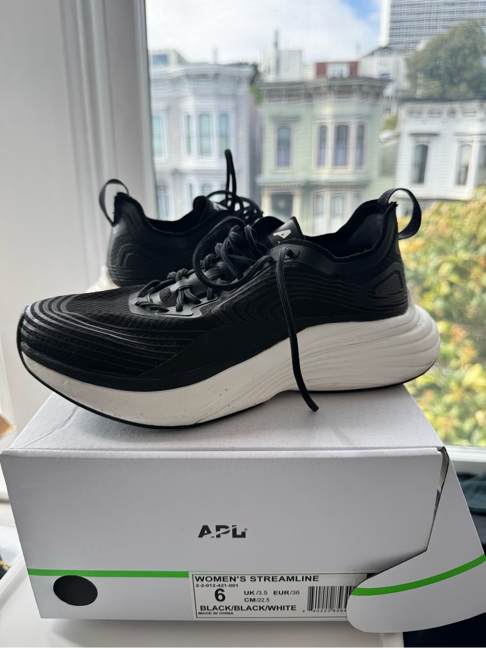 APL Women's Streamline Black/White Sneakers